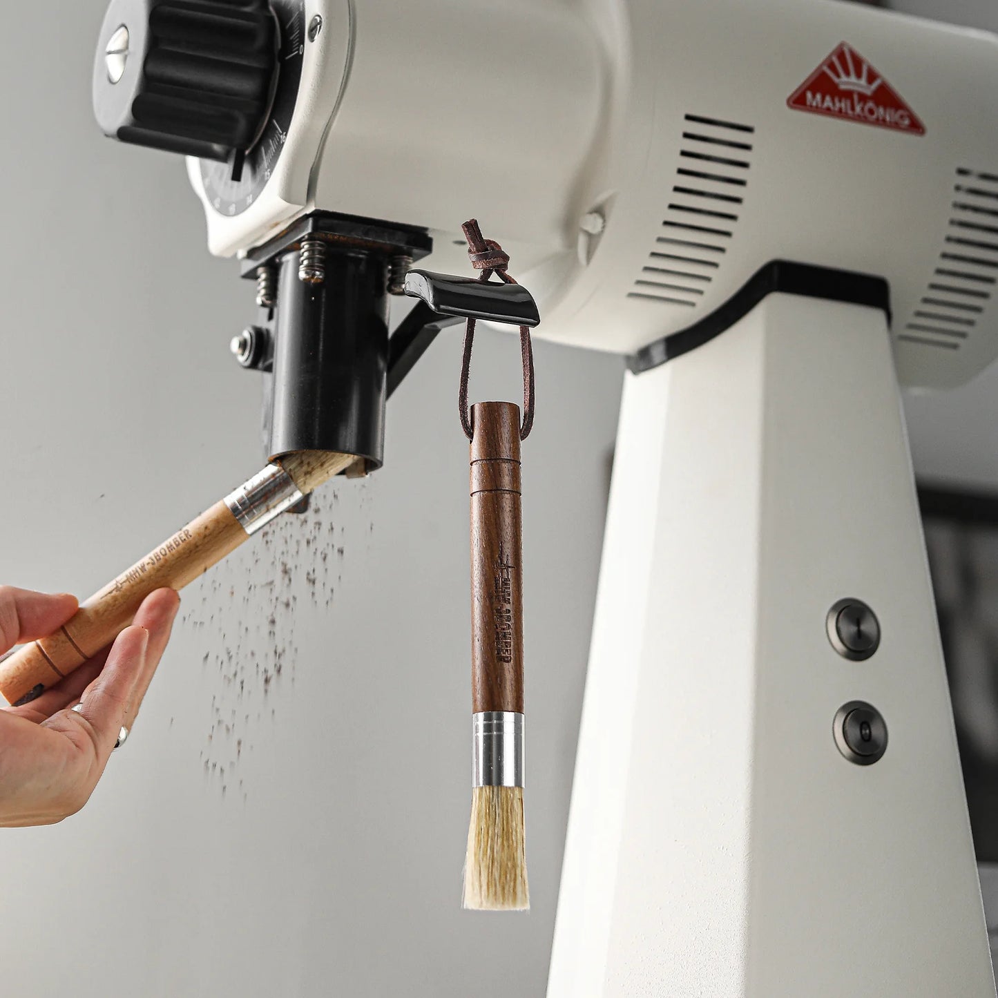 MHW-3BOMBER Coffee Cleaning Brush Wings Cylindrical Brush